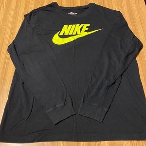 Nike Long Sleeve T-shirt